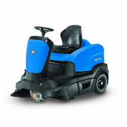 Windsor Radius 360 Ride-On
Sweeper, 36&quot; path, 2-12 Volt
225 A/H Batteries with
24V/21A C50 Charger