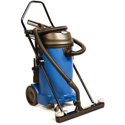 Windsor Recover 12 Wet/Dry
Vac w/ 26&quot; Front Mounted
Squeegee, 12 gal. (48 ltr.)
with Hose and Tool Kit