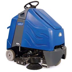 Windsor Chariot iVacuum ATV
34&quot; with 3-12V/225 A/H
batteries